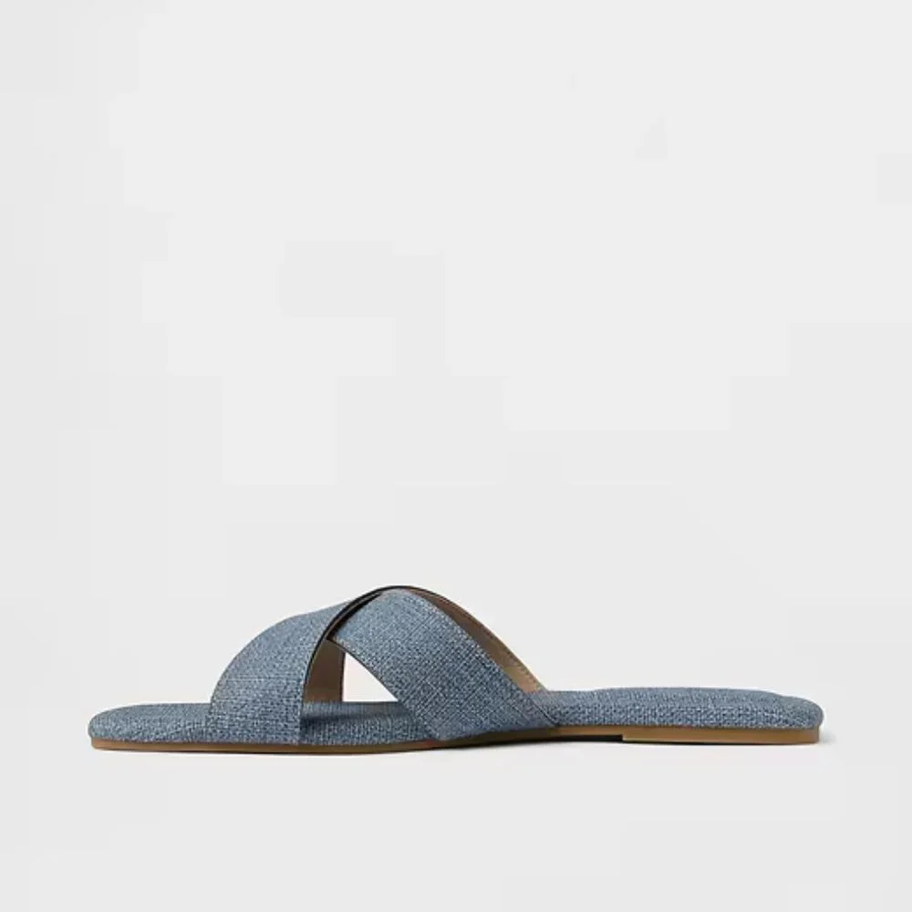 GAP Brushed Denim Blue Criss-Cross Sandals/NWT/9 - Picture 5 of 12